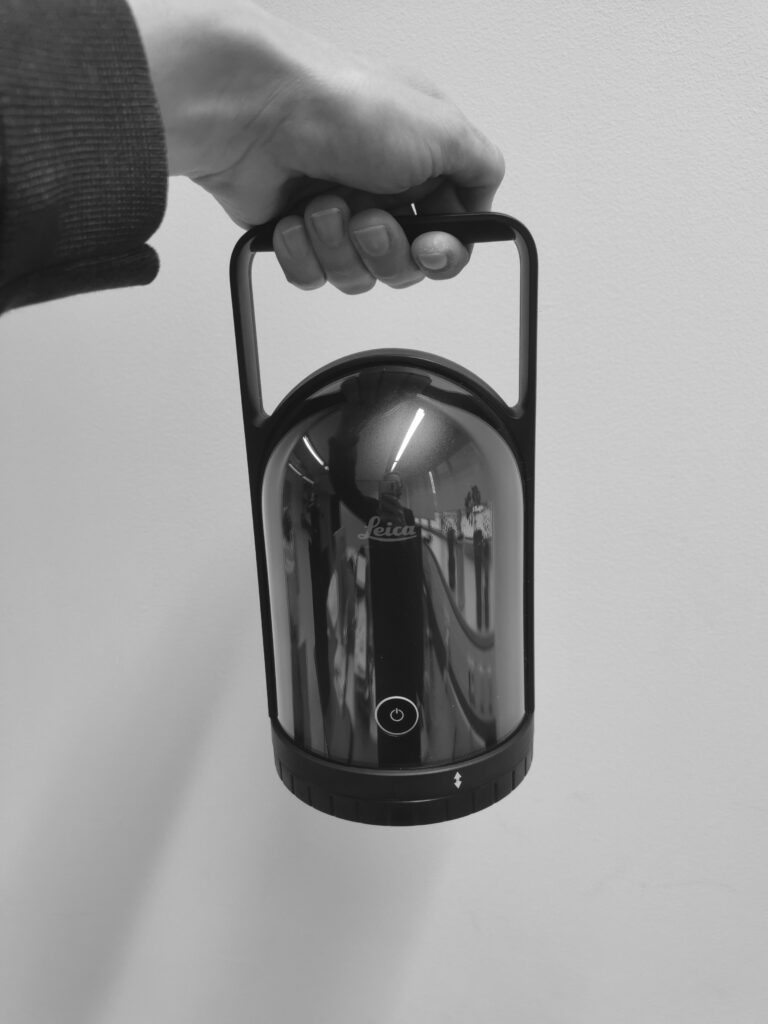 2.3.leica